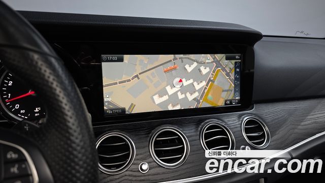 Mercedes-Benz E-Class E200 Avantgarde