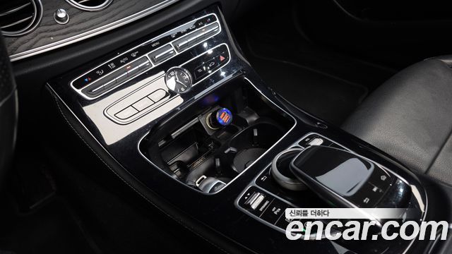 Mercedes-Benz E-Class E200 Avantgarde