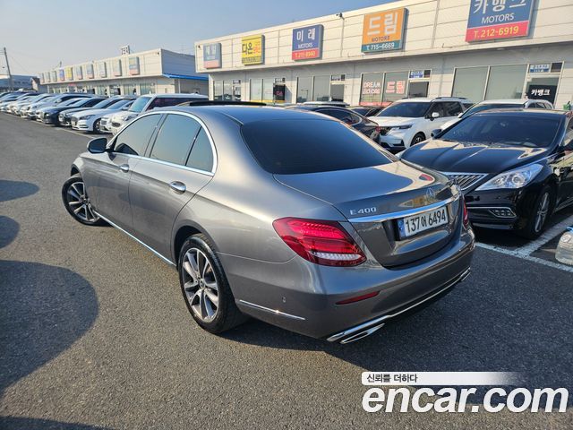 Mercedes-Benz E-Class E300 Exclusive
