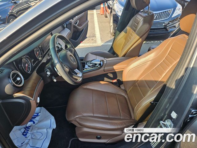 Mercedes-Benz E-Class E300 Exclusive