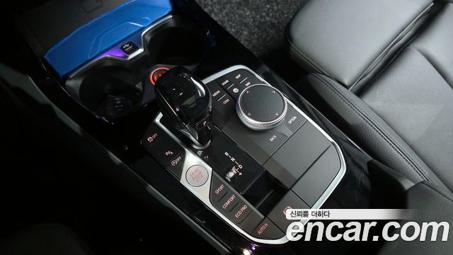 BMW 2-Series 220i Advantage