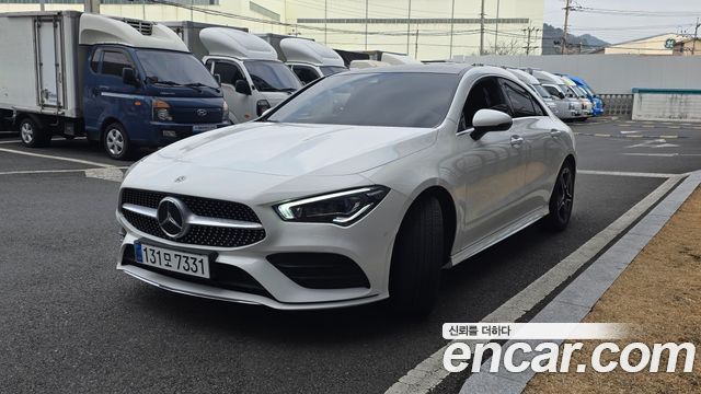 Mercedes-Benz CLA-Class CLA250 4MATIC