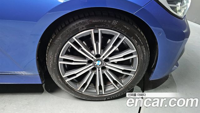 BMW 3-Series 320i M Sport