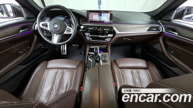 BMW 5-Series 530e M Sport