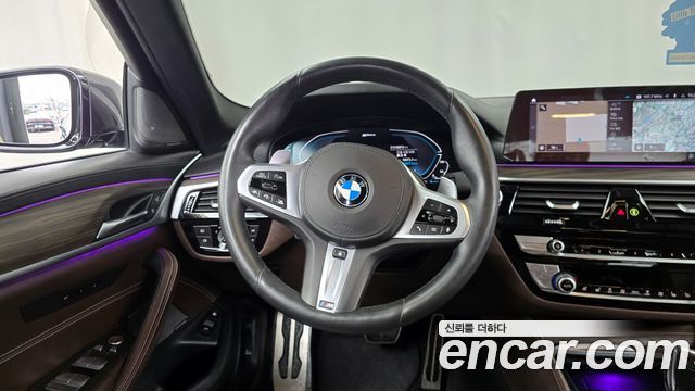 BMW 5-Series 530e M Sport
