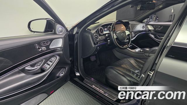 Mercedes-Benz S-Class Maybach S500 4MATIC