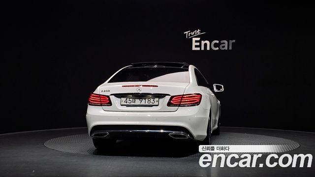 Mercedes-Benz E-Class E200 Coupe