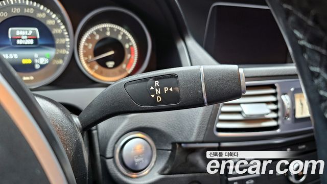 Mercedes-Benz E-Class E200 Coupe