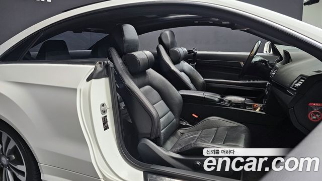 Mercedes-Benz E-Class E200 Coupe