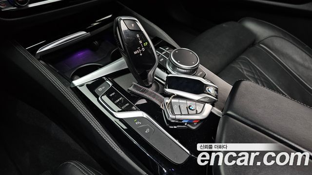 BMW 5-Series 530i M Sport Package Plus