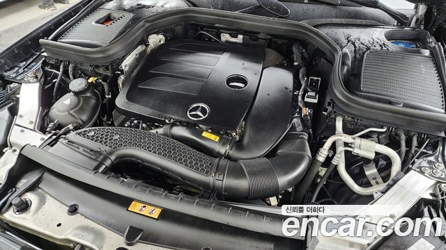 Mercedes-Benz GLC-Class GCL300 4MATIC Coupe
