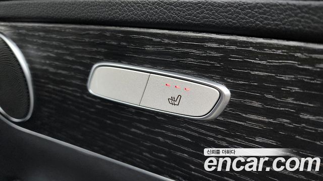 Mercedes-Benz GLC-Class GCL300 4MATIC Coupe
