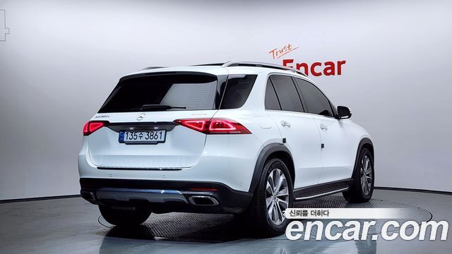 Mercedes-Benz GLE-Class GLE300d 4MATIC