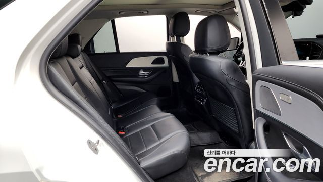 Mercedes-Benz GLE-Class GLE300d 4MATIC