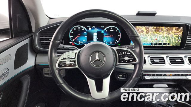 Mercedes-Benz GLE-Class GLE300d 4MATIC
