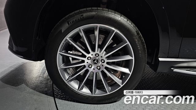 Mercedes-Benz GLE-Class GLE450 4MATIC