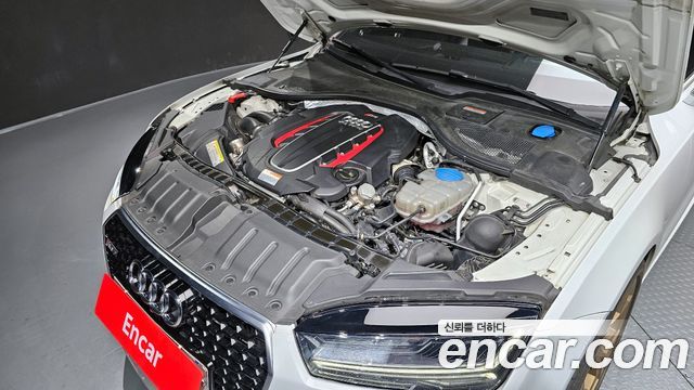 Audi RS7 4.0 TFSI Quattro
