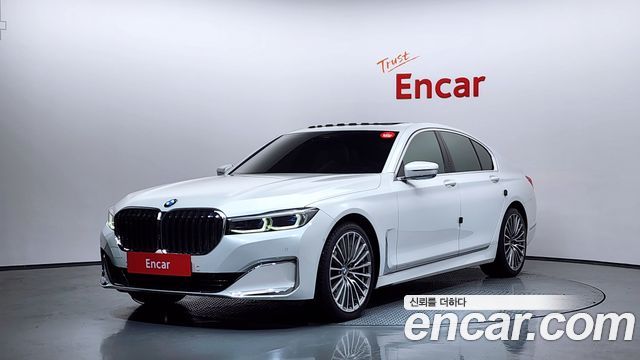 BMW 7-Series 740i Design Pure Excellence