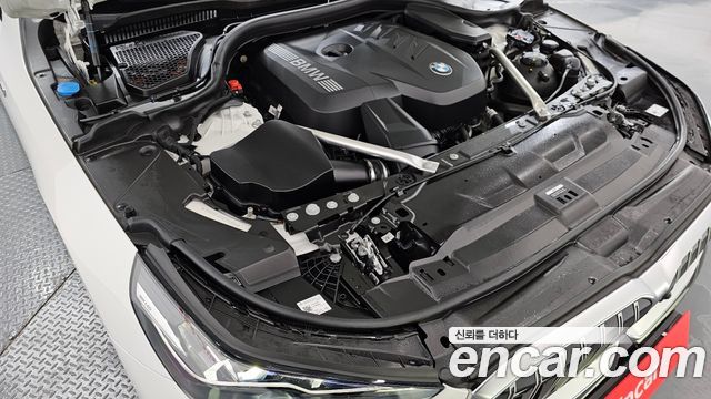BMW 5-Series 520i M Sport