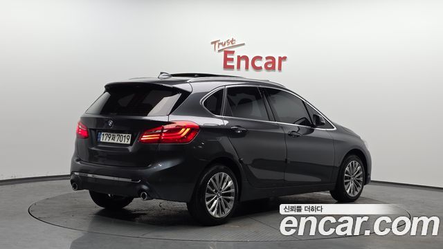 BMW 2-Series Luxury