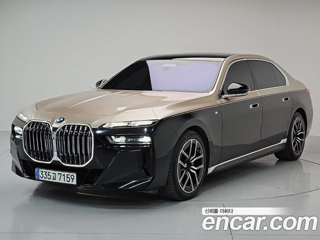 BMW 7-Series 740i xDrive M Sport