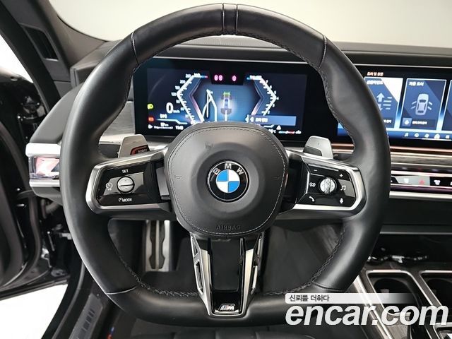 BMW 7-Series 740i xDrive M Sport