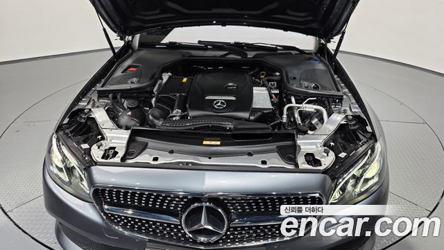 Mercedes-Benz E-Class E200 Avantgarde