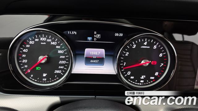 Mercedes-Benz E-Class E200 Avantgarde