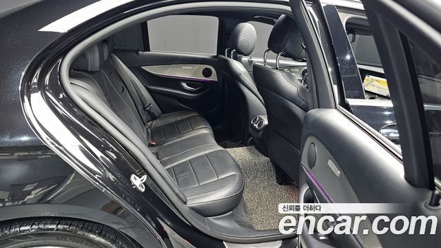 Mercedes-Benz E-Class E300 Avantgarde