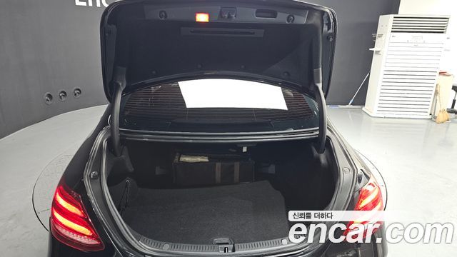 Mercedes-Benz E-Class E300 Avantgarde