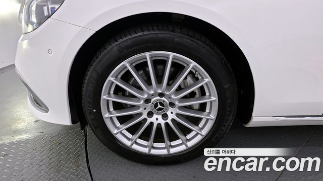 Mercedes-Benz E-Class E250 Exclusive
