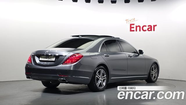 Mercedes-Benz S-Class S400L