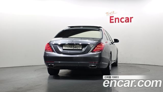 Mercedes-Benz S-Class S400L