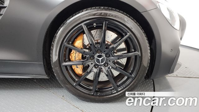 Mercedes-Benz AMG GT S 4.0