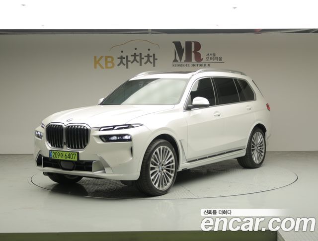 BMW X7 xDrive 40i Design Pure Excellence 6-Seater