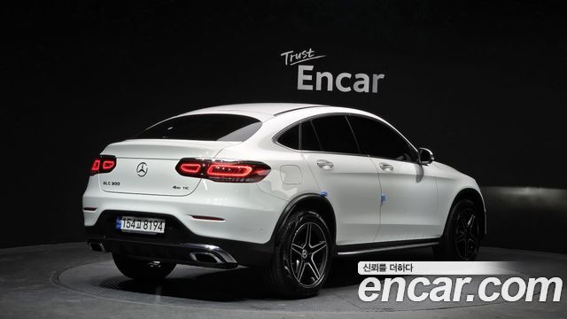Mercedes-Benz GLC-Class GCL300 4MATIC Coupe