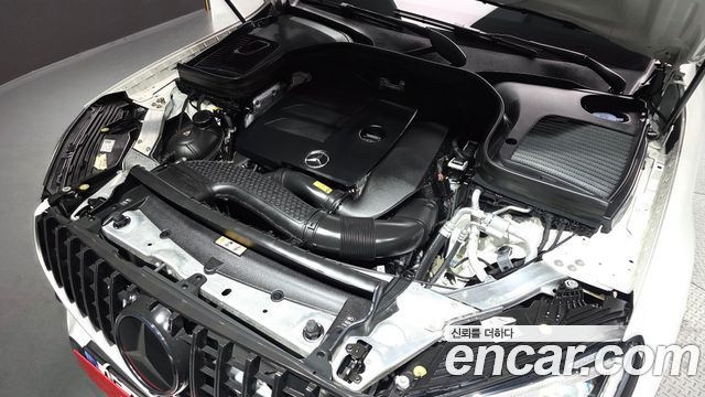 Mercedes-Benz GLC-Class GCL300 4MATIC Coupe
