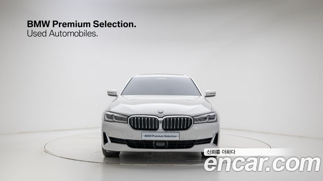 BMW 5-Series 530i Luxury