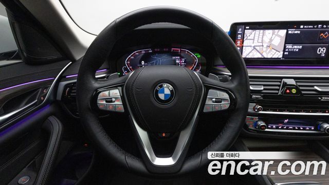 BMW 5-Series 530i Luxury