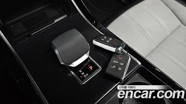 Land Rover Range Rover Evoque P250 Dynamic SE