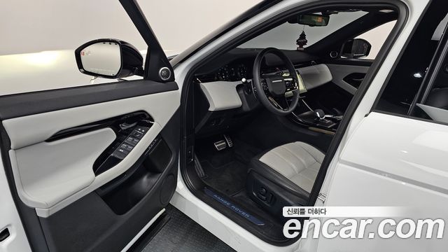 Land Rover Range Rover Evoque P250 Dynamic SE