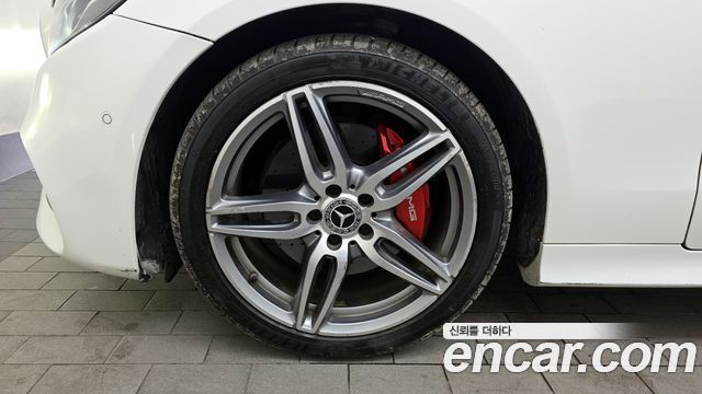 Mercedes-Benz E-Class E220d Coupe