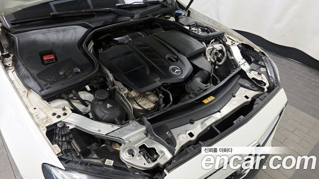 Mercedes-Benz E-Class E220d Coupe