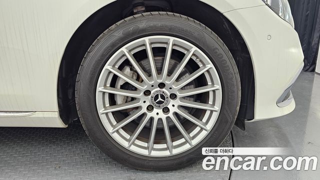 Mercedes-Benz E-Class E250 Exclusive
