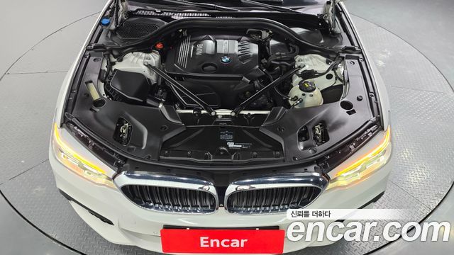 BMW 5-Series 520d M Sport Package Plus