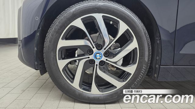 BMW i3 SOL+