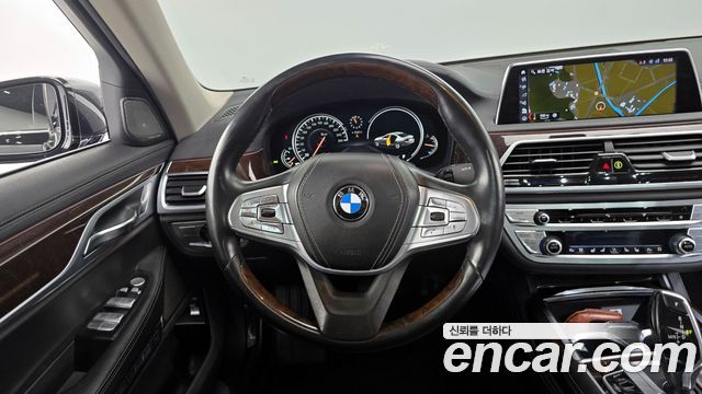 BMW 7-Series 740Li xDrive