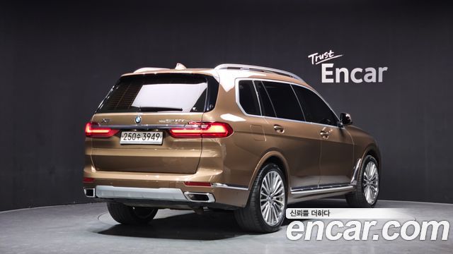 BMW X7 xDrive 30d Design Pure Excellent 6-Seater