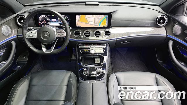 Mercedes-Benz E-Class E350 4MATIC AMG Line