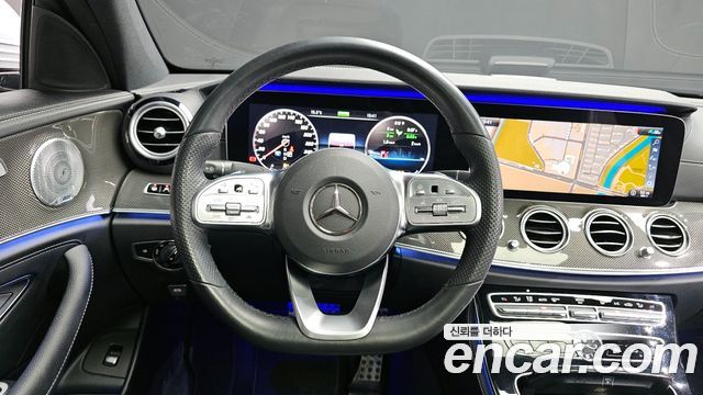 Mercedes-Benz E-Class E350 4MATIC AMG Line